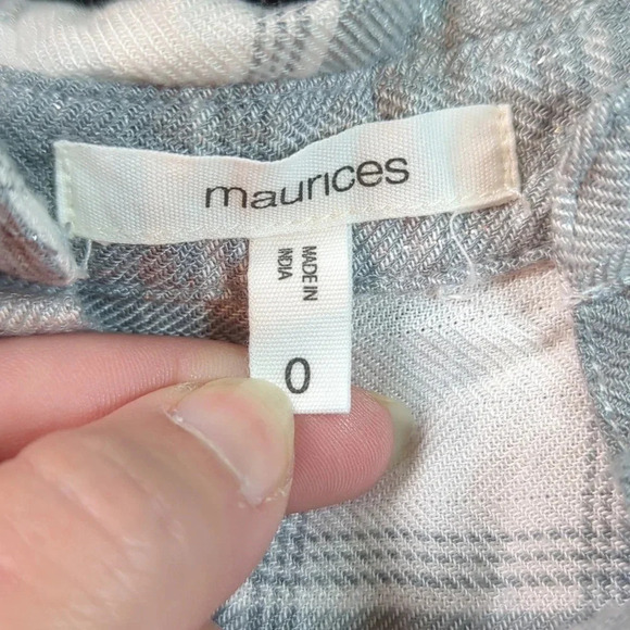 Maurices Top, Size 0, EUC - Picture 6 of 7
